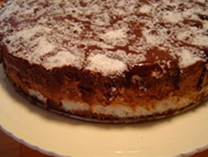 עוגת מרנג מוס שוקולד שרי וחלבה (צילום: pirge, פורום המתכונים של תפוז)
