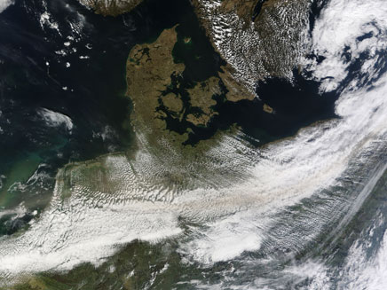ענן האפר מעל אירופה (צילום: AP)