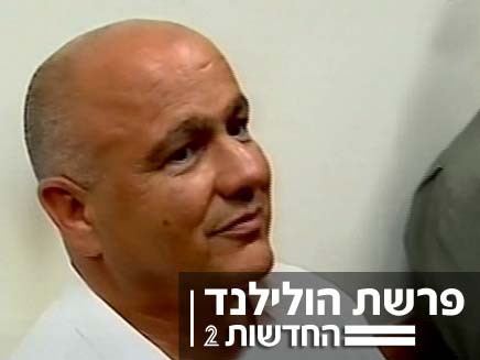 דני דנקנר בבית משפט השלום בראשל"צ (צילום: חדשות 2)