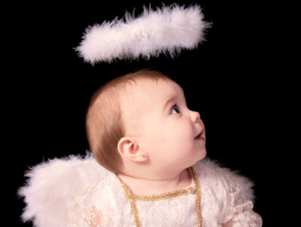 תינוק מלאך (צילום: istockphoto)