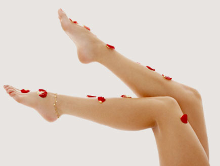 רגליים חלקות של אישה (צילום: dolgachov, Istock)