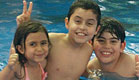 טיולי משפחות: ילדים בבריכה בפארק הדייג מעיין צבי (צילום: שירלי אהרון)