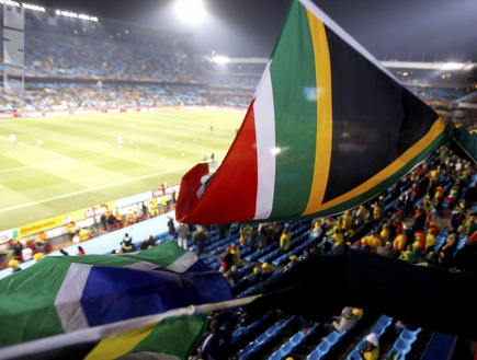 אוהדי דרום אפריקה לפני המשחק מול אורוגוואי (רויטרס)