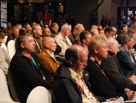 300 אנשי תקשורת הגיעו למסיבת העיתונאים הרגועה של יואכים לב (שי לוי (צילום: מערכת ONE)