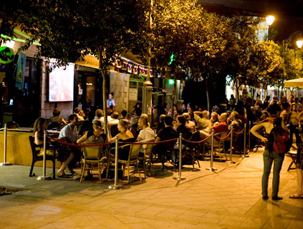 ז'בוטינסקי - מדרחוב בן שטח בירושלים (צילום: סיון ניסדלסקי)