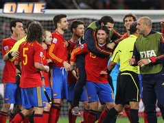 הספרדים חוגגים ניצחון על פורטוגל (GettyImages)