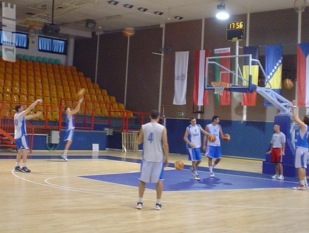 נבחרת הנוער מתכוננת לאליפות (דובר איגוד הכדורסל) ( (צילום: מערכת ONE)