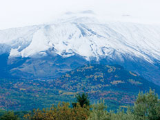 פסגת הר אתנה סיציליה (צילום: איציק מרום, טבע הדברים)