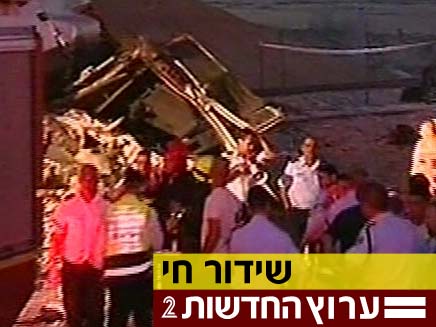 תאונה בין רכבת למיניבוס ליד קיבוץ גת (צילום: חדשות 2)