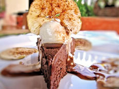 עוגת טראפל שוקולד וסילאן - פרוסה מלפנים