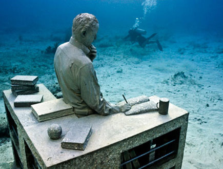 פסלים מתחת למים2 (צילום: האתר הרשמי)