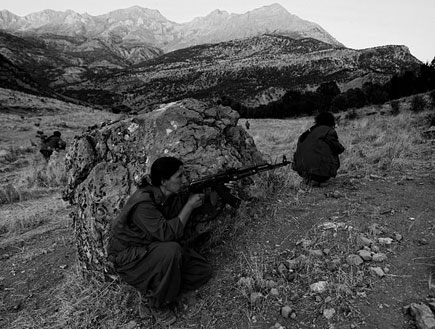 צבא הנשים של המחתרת הכורדית (צילום: אדי גרלד)