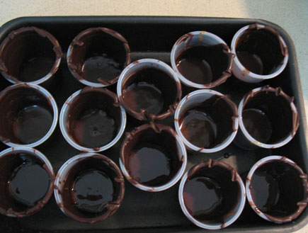 פרלינים ביתיים - אחרי המילוי והשוקולד (צילום: motip3, פורום שוקולד בתפוז)