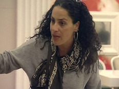 מרב עצבנית מרב עצבנית