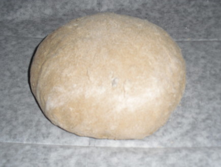 לחם מקמח מלא ושיפון - הבצק (צילום: אביבה פיבקו)