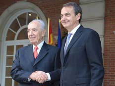 הנשיא פרס וראש ממשלת ספרד (צילום: עמוס בן גרשום לע