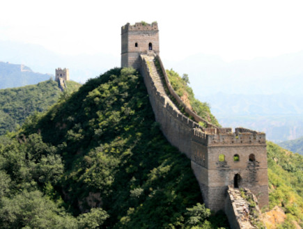 החומה הסינית - החומות היפות בעולם (צילום: Chris Ronneseth, Istock)