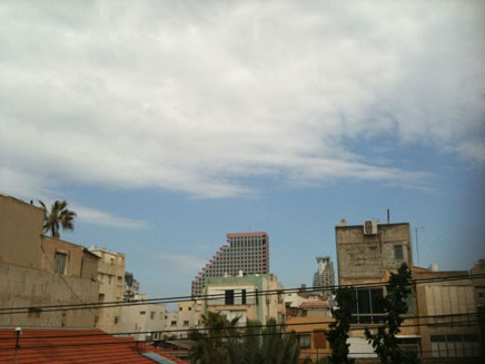 שמים כחולים תל אביב (צילום: חדשות 2)