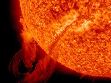 סערה על פני השמש, מתוך פרוייקט SDO (צילום: NASA)