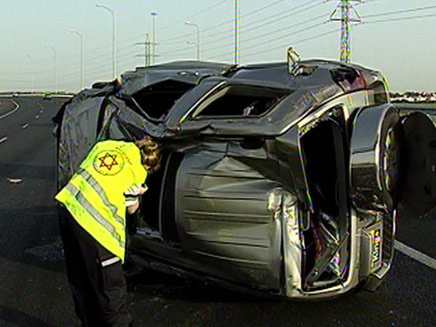 תאונת דרכים בכביש 1 (צילום: חדשות 2)