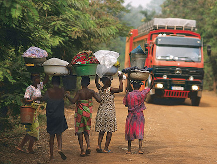 מלון אוטובוס במערב אפריקה (צילום: האתר הרשמי)