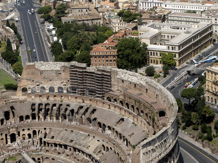 הקוליסאום ברומא יחרב? (צילום: רויטרס)