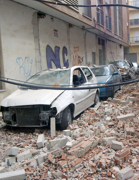 רעידת אדמה ספרד (צילום: AP)