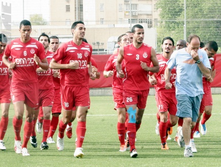 הפועל מתאמנת לקראת גמר הגביע (דרור רוזנפלד) (צילום: מערכת ONE)