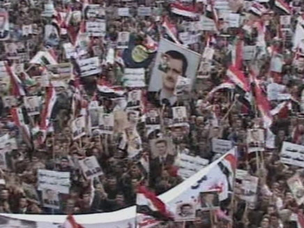 הפגנות ענק בסוריה (צילום: חדשות 2)