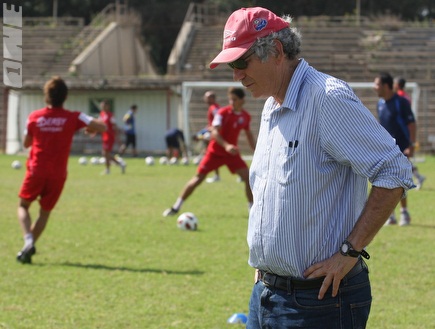 יואב כץ. מנסה להבין מה הבעיה (עמית מצפה) (צילום: מערכת ONE)