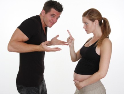 גבר ואישה בהריון רבים (צילום: Carey Hope, Istock)