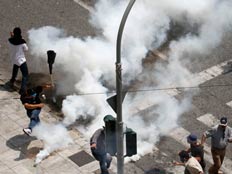 הפגנות אלימות ביוון. ארכיון (צילום: AP)