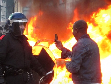 המהומות בהאקני (GettyImages) (צילום: מערכת ONE)