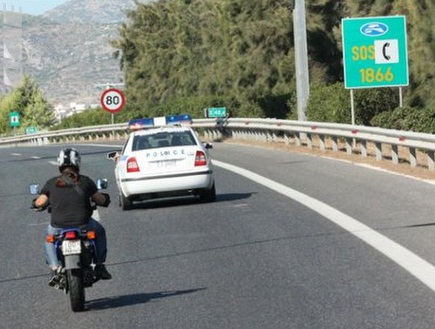 משטרה מלווה את מכבי בדרכה למלון (האתר הרשמי של מכבי ת&
