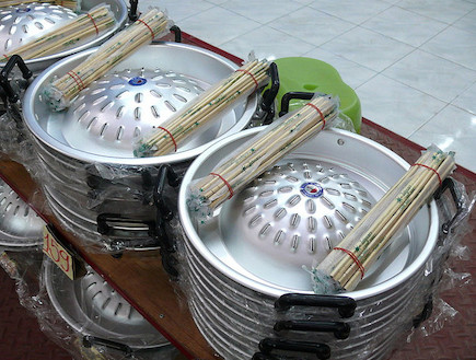 כלי תיאלנדי לברביקיו (צילום: Thai Food Blog)