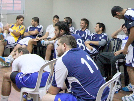 שחקני מכבי צופים במשחקי סקופיה (יניב גונן) (צילום: מערכת ONE)