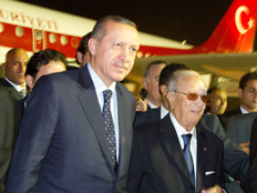 ארדואן, ראש ממשלת טורקיה מגיע לטוניסיה (צילום: חדשות 2)