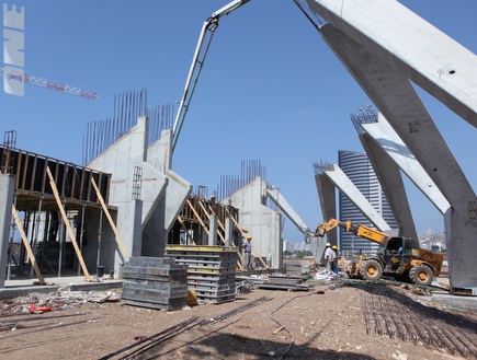 האצטדיון החדש בחיפה בתהליכי בניה, היום (עמית מצפה) (צילום: מערכת ONE)