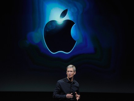 מנכ"ל אפל טים קוק, השקת אייפון 4S, אוקוטובר 2011 (צילום: אימג'בנק/GettyImages, getty images)