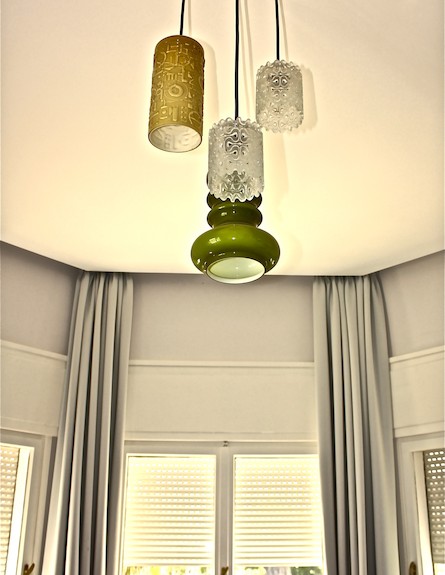 המנורות בסלון אחרי שיפוץ - אדי שטיינברג2 (צילום: nburla)