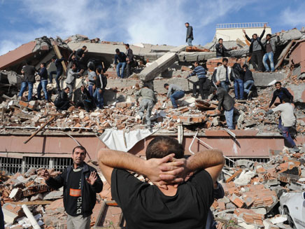 רעידת האדמה בטורקיה (צילום: AP)