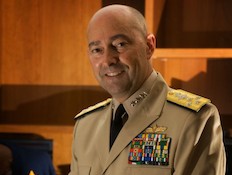 האדמירל ג'יימס סטאברידיס (צילום: KateRiep_Godbye)