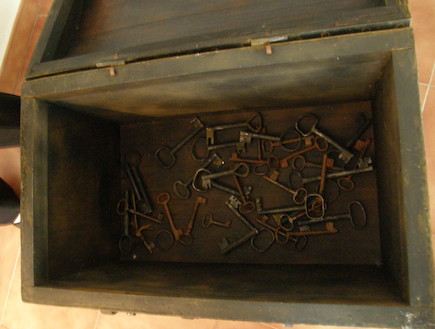 מפתחות במוזיאון היהודי בבחאר (צילום: מעוז דגני)