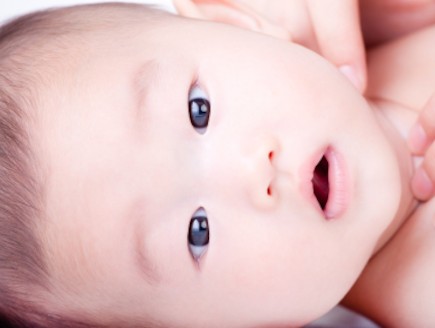 תינוק יפני (צילום: Andrejs Zemdega, Istock)