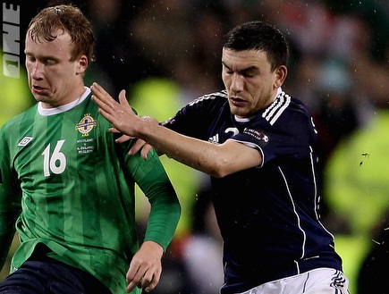 ליאם בויס (משמאל) במדי נבחרת צפון-אירלנד. יגיע לקילמרנוק? (GettyIm (צילום: מערכת ONE)