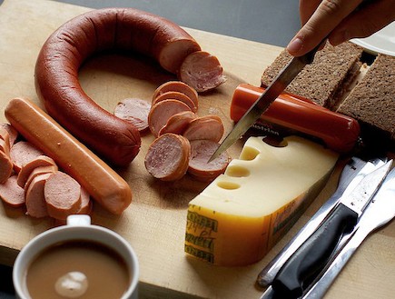 ארוחת בוקר גרמנית מסורתית - ארוחות בוקר בעולם (צילום:  withassociates)