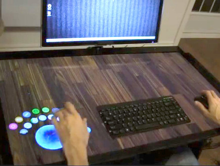 EXOdesk, שולחן אינטראקטיבי (צילום: צילום מסך, יוטיוב)
