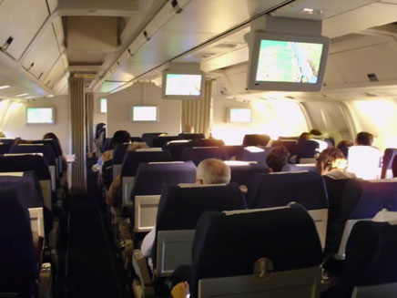 תא הנוסעים הקיים ב-767 (צילום: יונתן בייסקי)