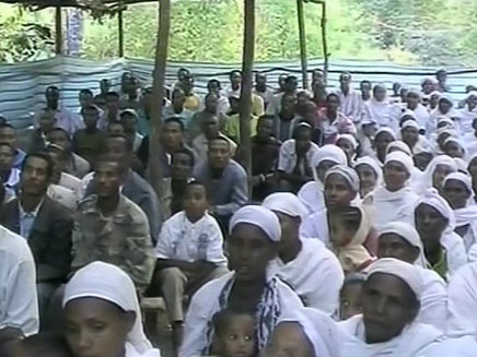 ביקור במחנה באתיופיה (צילום: חדשות 2)