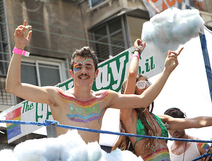 מצעד הגאווה תל אביב 2011 (צילום: שאול אלפיה בעבור קמפיין עידוד התיירות הגאה )